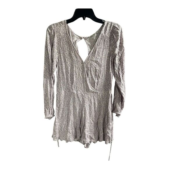 American Eagle Romper Sz XL Cottage Core Lavender W/ Daisies Long Sleeves Travel - Picture 1 of 9
